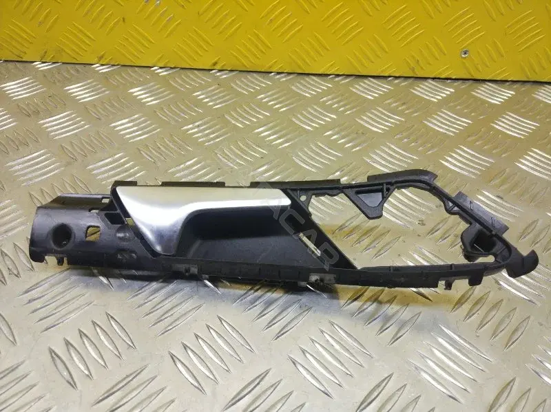 Ручка двери 5G1837114A