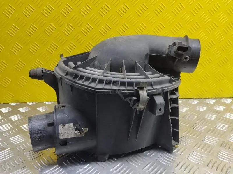 Корпус воздушного фильтра AB399A6123A