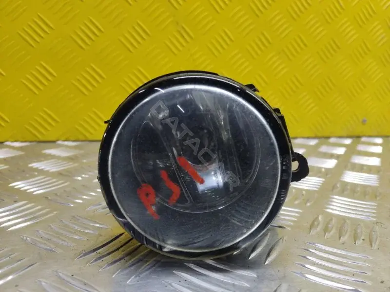Противотуманные фары 8321A034