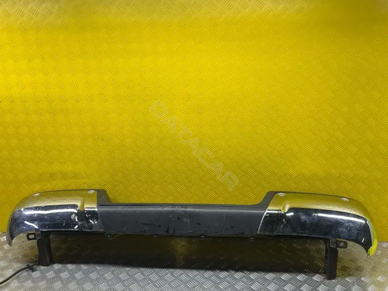 Задний бампер 191721