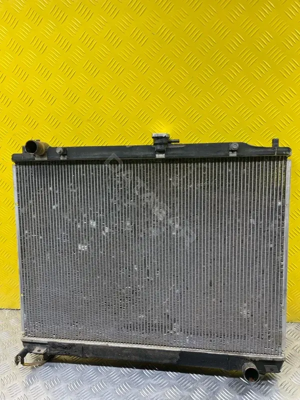 Радиатор охлаждения 1350A302