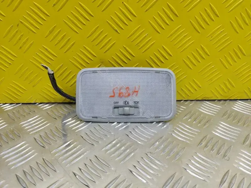 Плафон освещения салона 812400K070B0