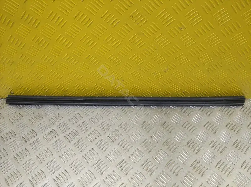 Молдинг двери 5706A612