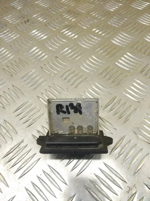 Резистор печки 7810A063