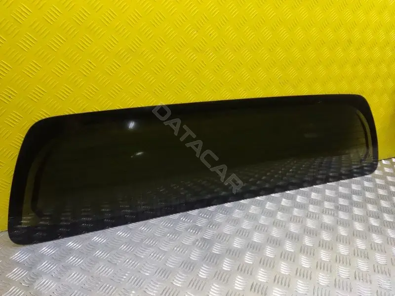 Заднее стекло 648010K160