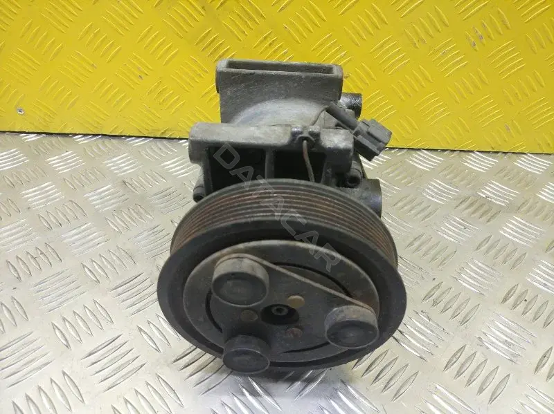 Компрессор кондиционера 92600EB40E