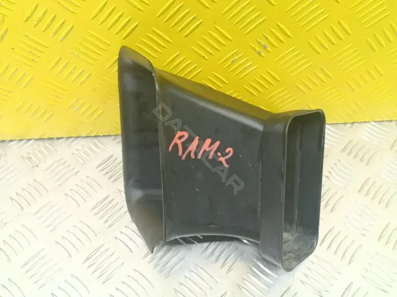 Патрубок воздушный 68291051AA