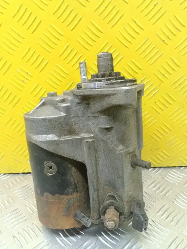 Стартер 281000L051