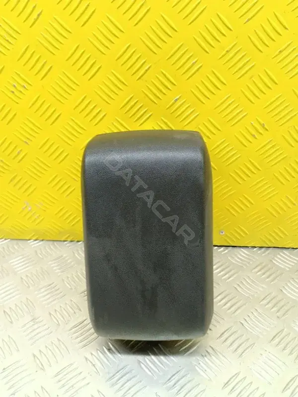 Подлокотник 1LN38XDVAA