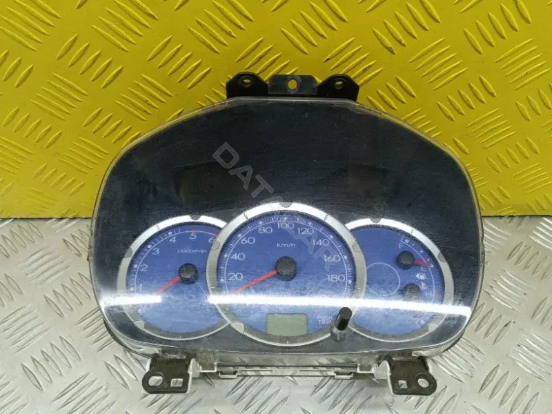 Панель приборов 8100B638