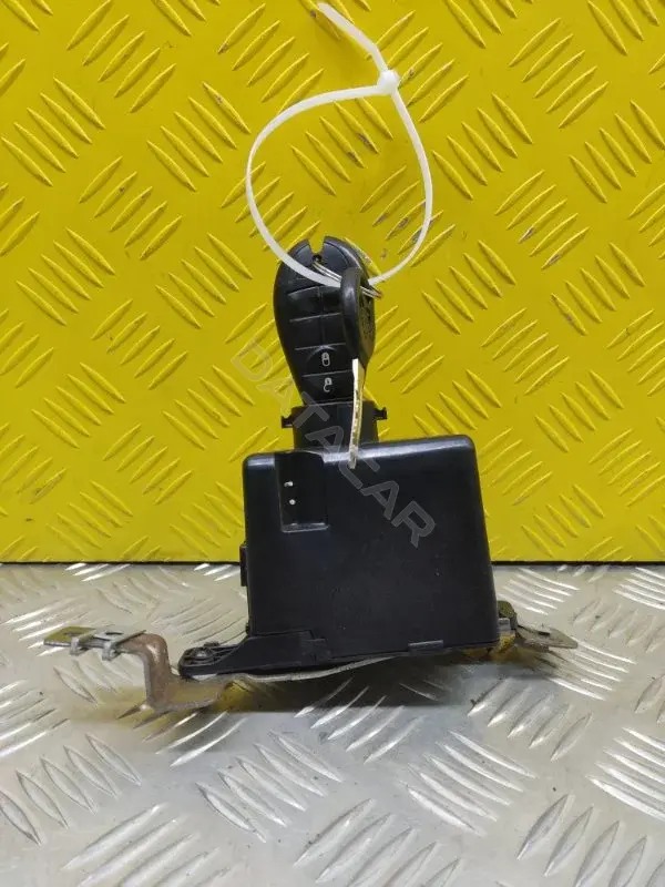 Замок зажигания 68066728AB