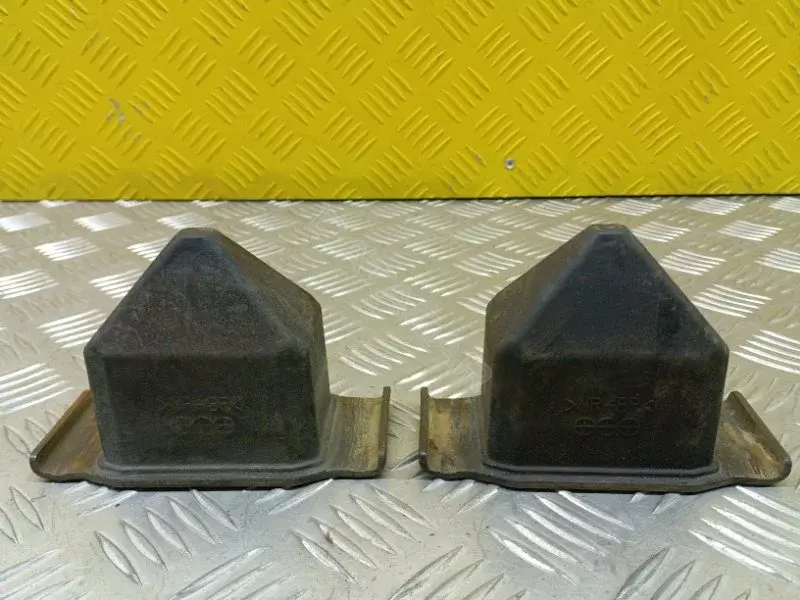 Отбойник рессоры 4155A056