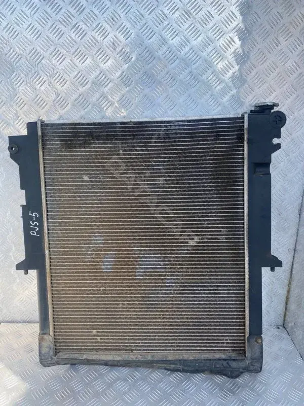 Радиатор охлаждения 1350A397