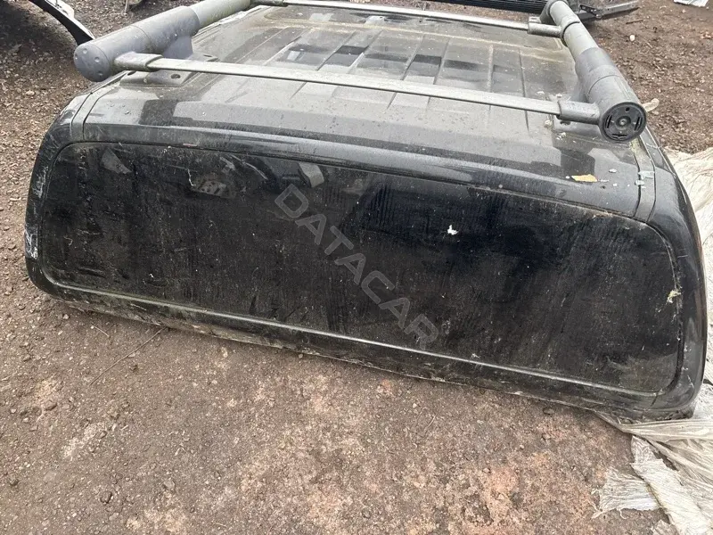 Заднее стекло 79700EB300