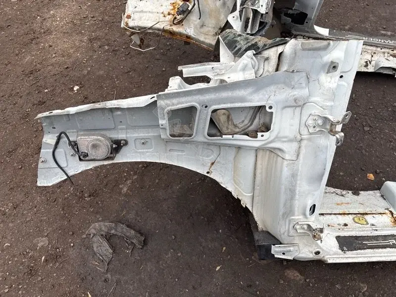 Лонжерон AB3916E060EA
