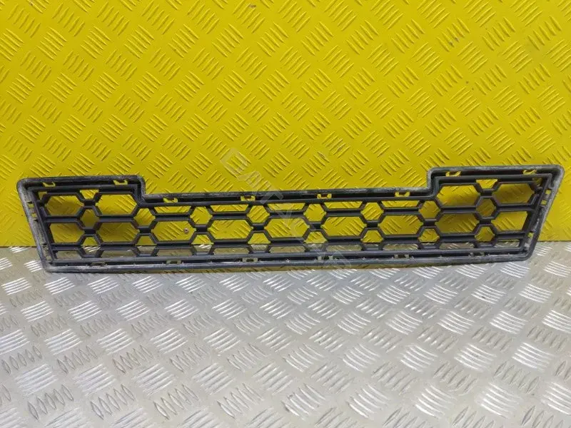 Решетка бампера / заглушка 2803102XP6PXA