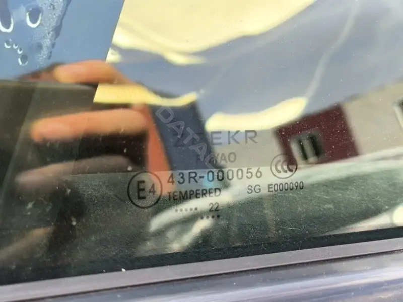 Стекло двери 8889352186