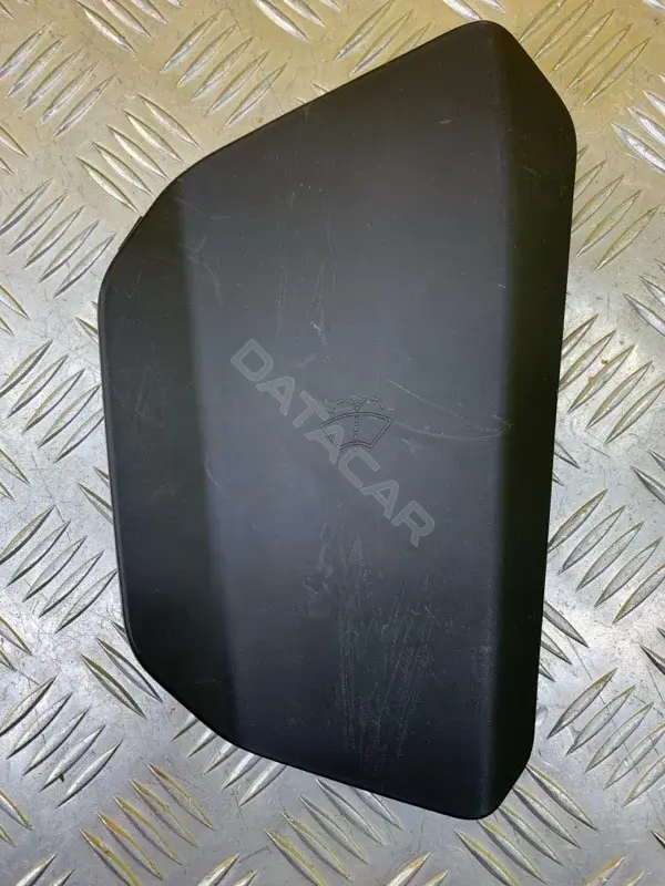 Крышка бачка омывателя 8889651648