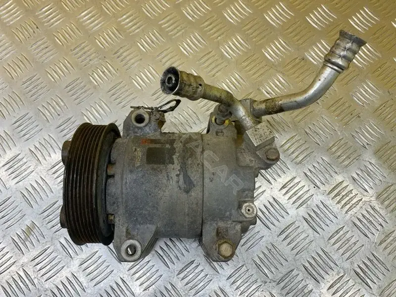 Компрессор кондиционера 92600EB30A