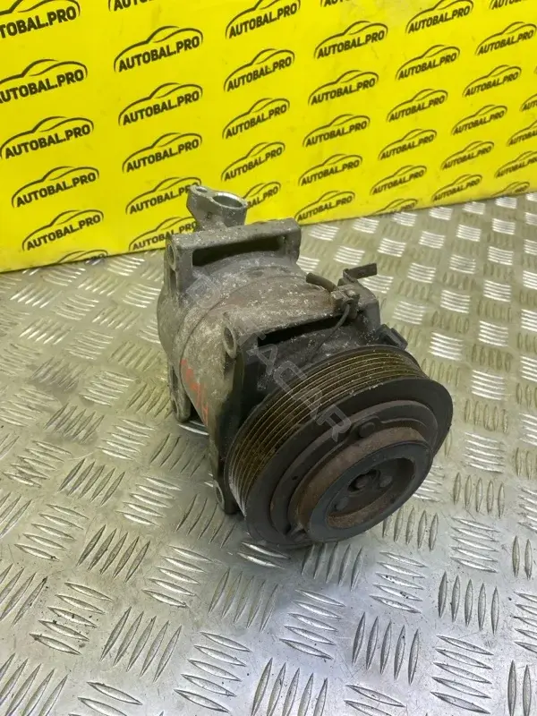 Компрессор кондиционера 92600EB01B