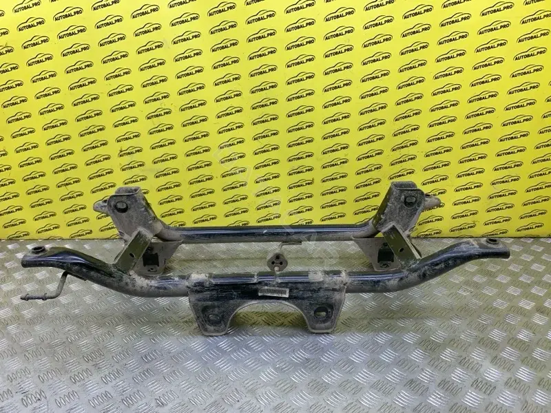 Балка подвески M113301026N