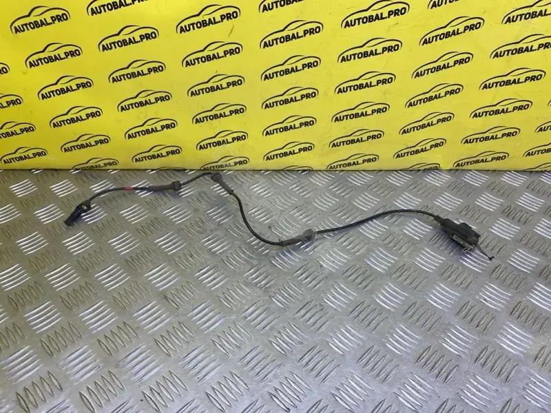 Датчик АБС BJ322D372CC