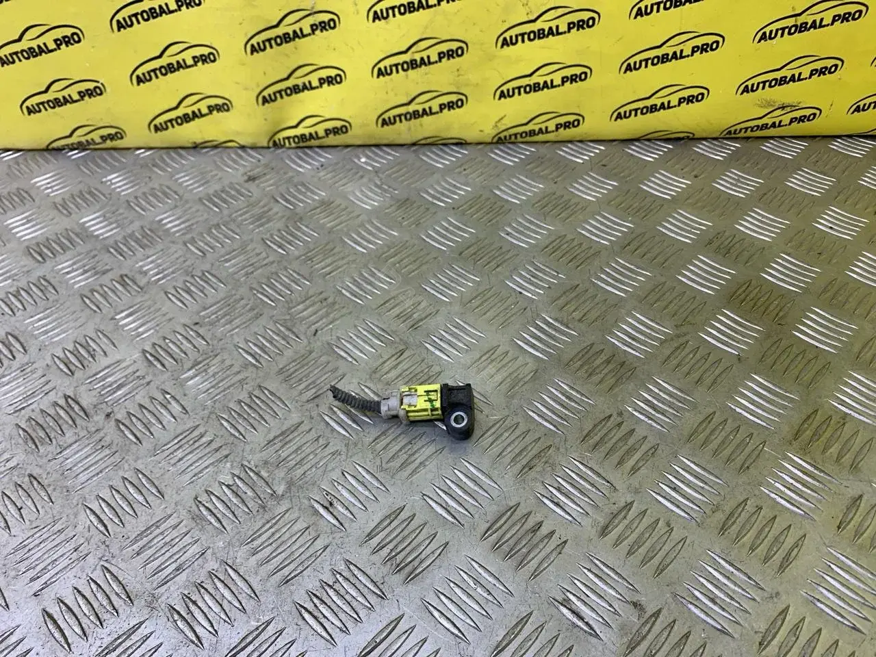 Датчик удара 8651A245