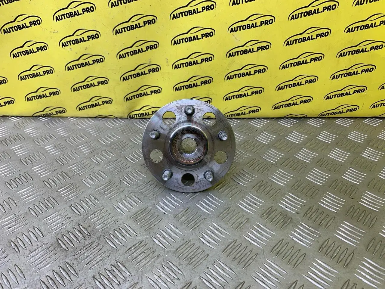 Ступица колеса 424100R040