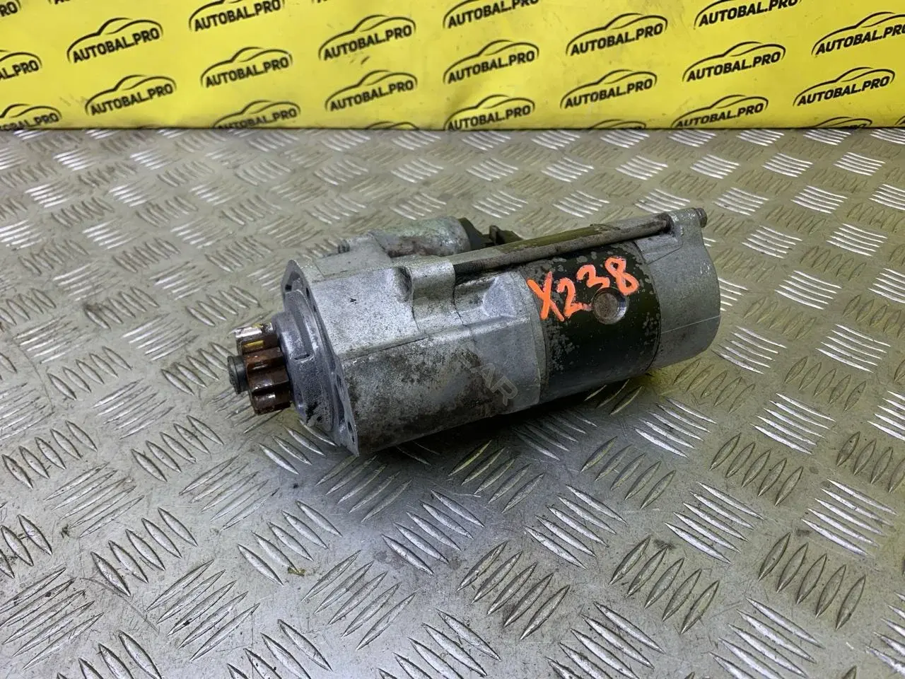 Стартер 233005X00A