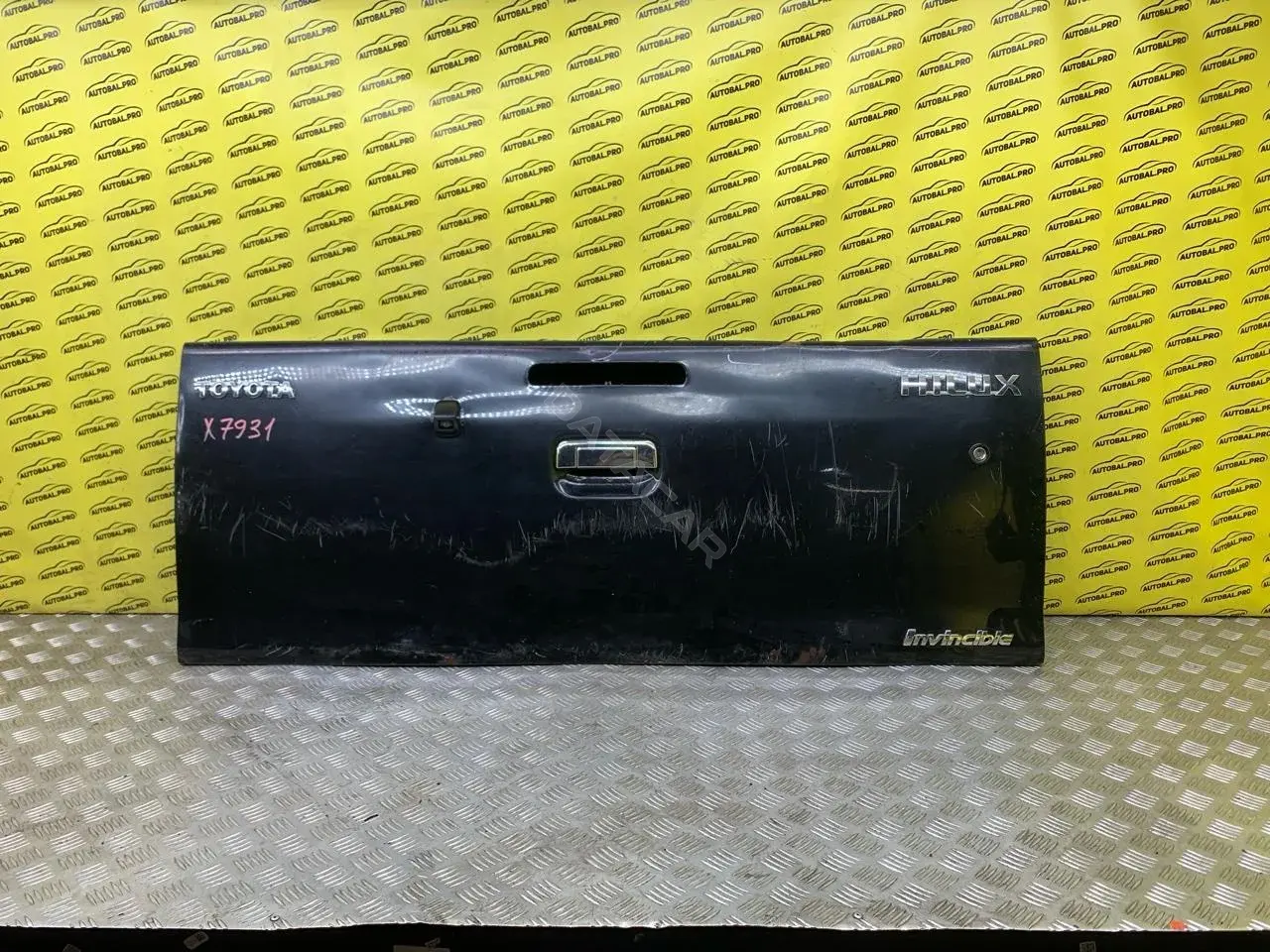 Борт откидной 657000K041