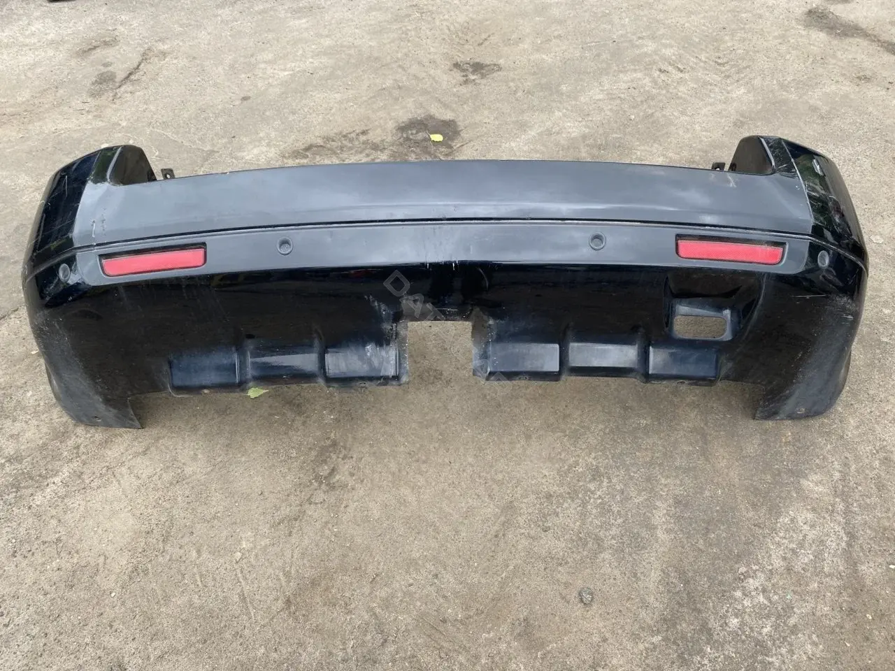 Задний бампер 7G9215K868