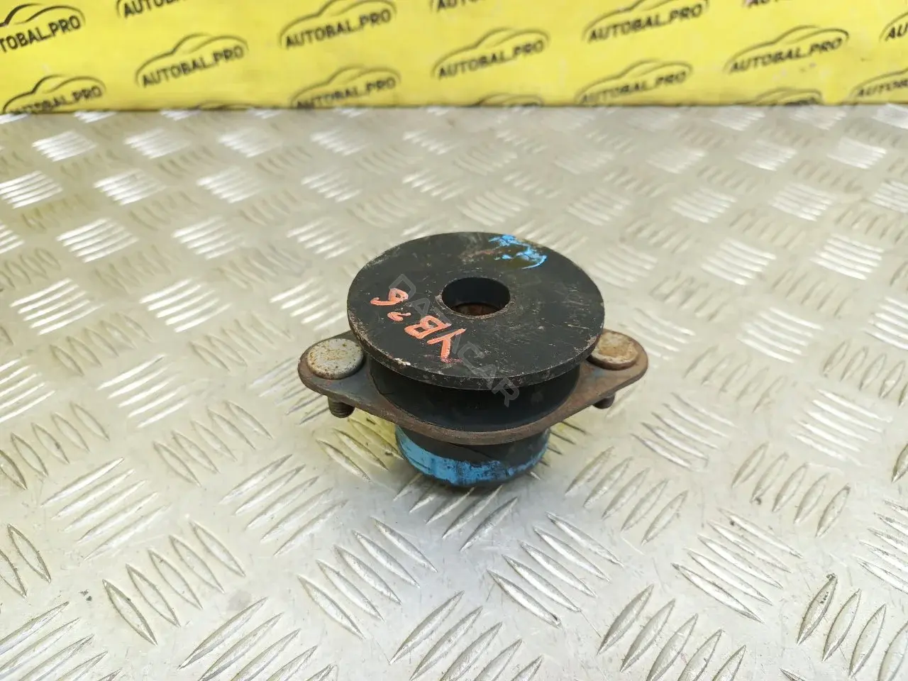 Подушка рамы 68225193AA