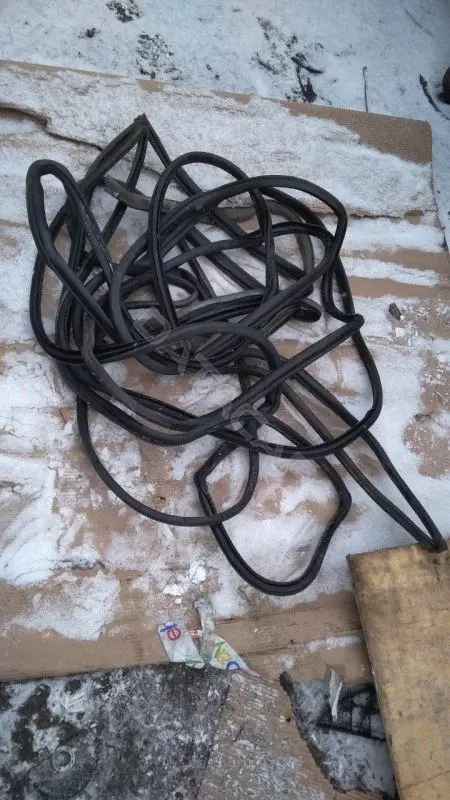 Уплотнитель двери 50209