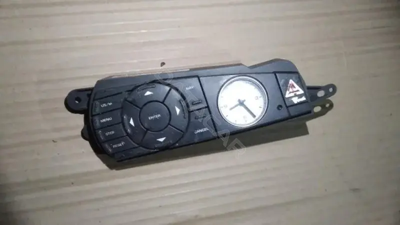 Часы 04685904AC