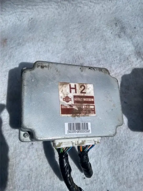 Блок управления полным приводом 330843X41C