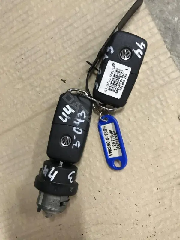 Ключ зажигания 5k0959753