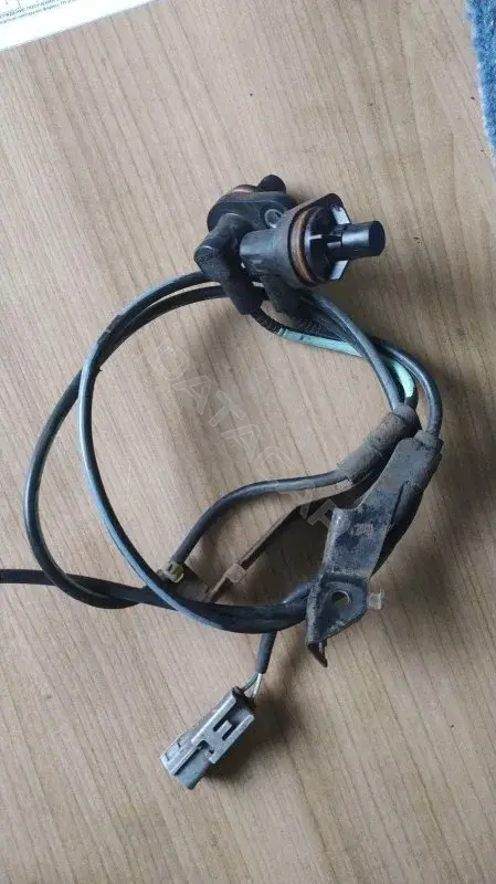 Датчик АБС 79486