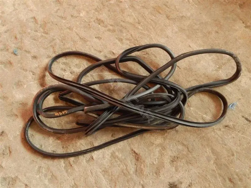 Уплотнитель двери 104603