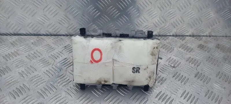 Подушка безопасности 7396042010