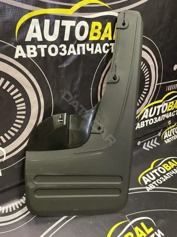 Брызговики 766220K100