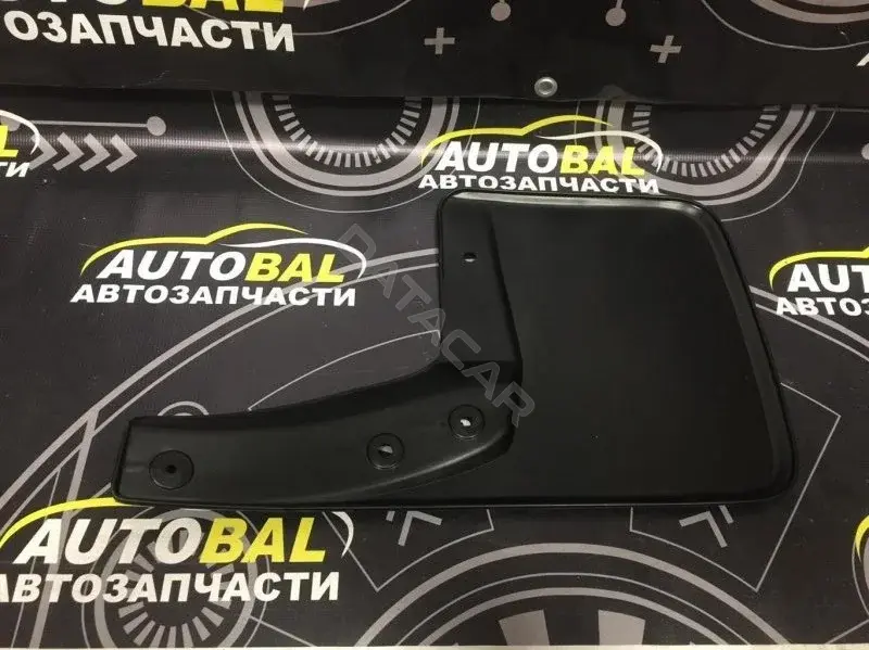 Брызговики 766250K270