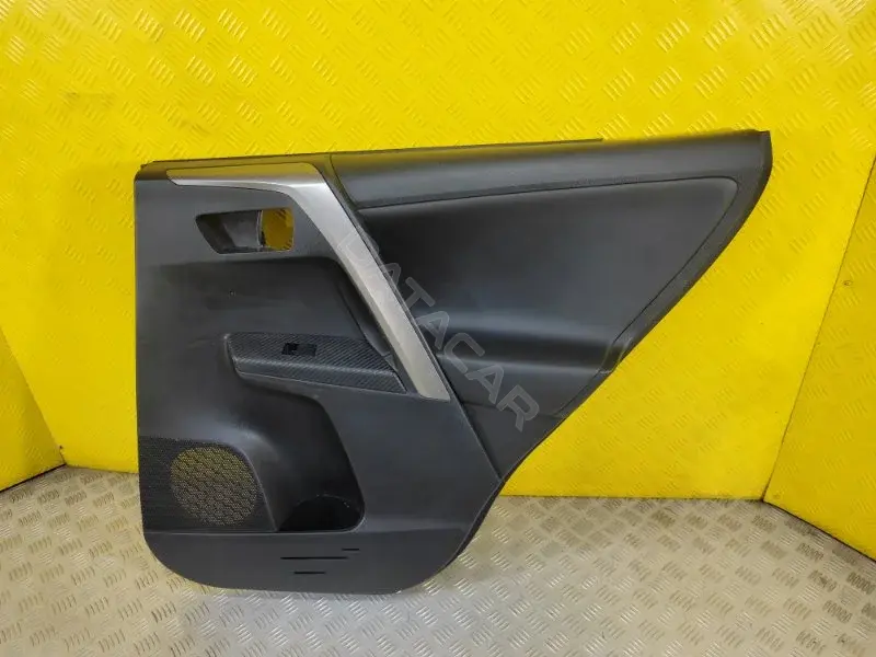 Обшивка двери 6763042550