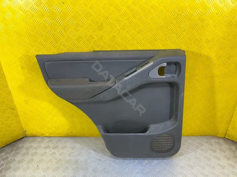 Обшивка двери 82901EB602