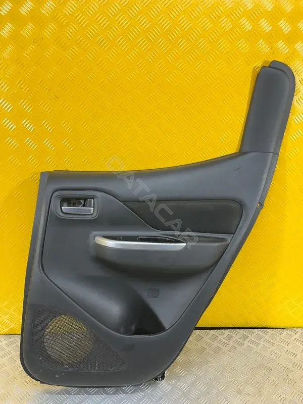 Обшивка двери 7222B156ZZ