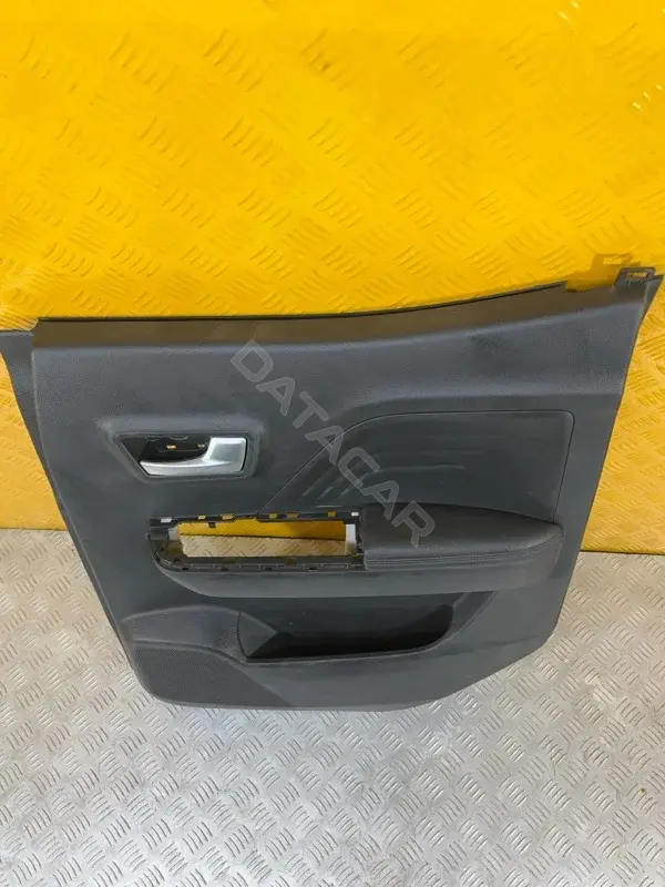 Обшивка двери 6202200AP6PXA86