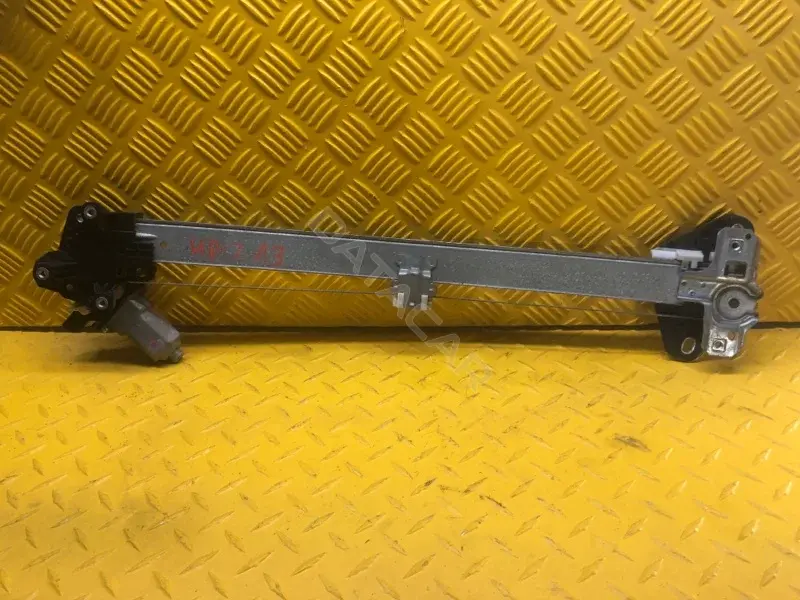 Стеклоподъемник CM0928708