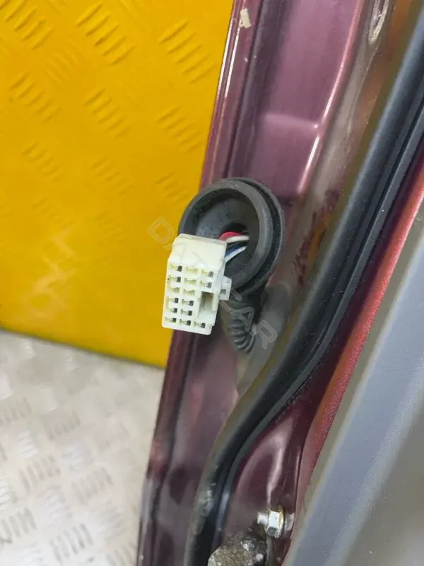 Проводка двери 8215360170