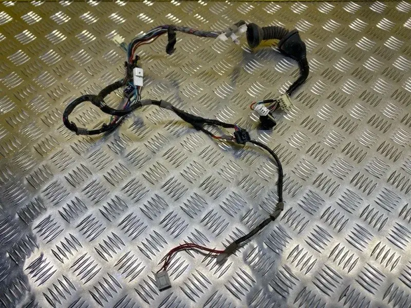 Проводка двери 82151OKE00C00