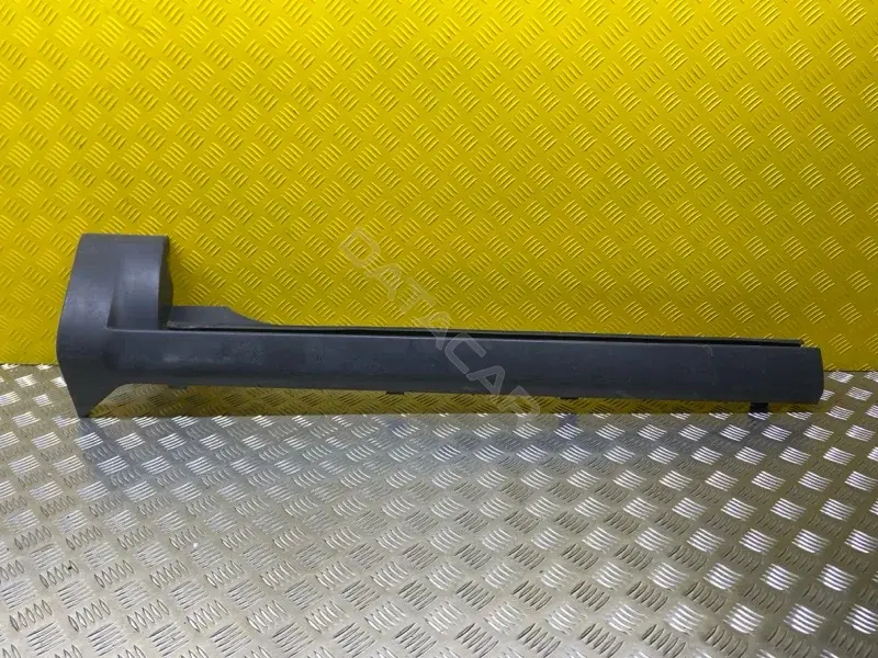 Накладка на порог UB09ABVAC
