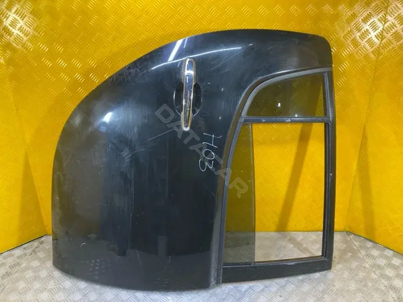 Стеклоподъемник MN182404